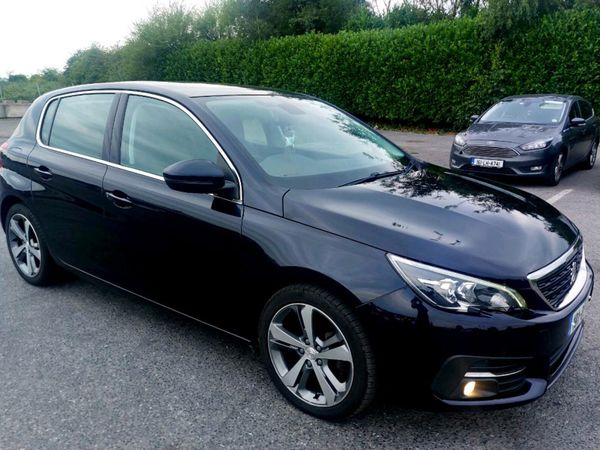 Peugeot 308 Hatchback, Diesel, 2019, Blue