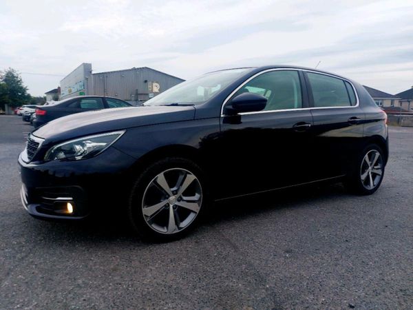 Peugeot 308 Hatchback, Diesel, 2019, Blue