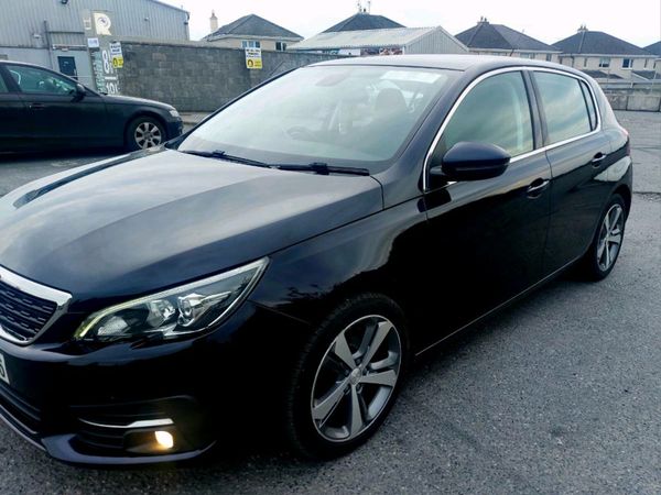 Peugeot 308 Hatchback, Diesel, 2019, Blue