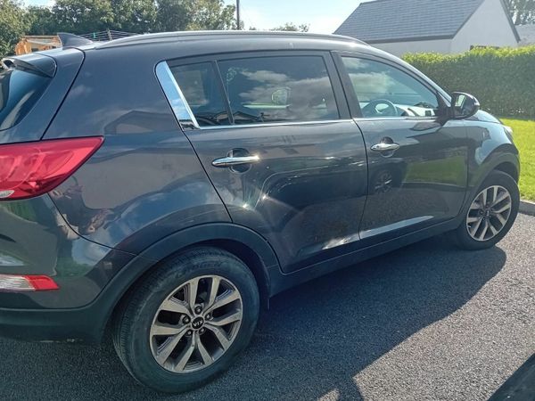 Kia Sportage SUV, Diesel, 2015, Silver