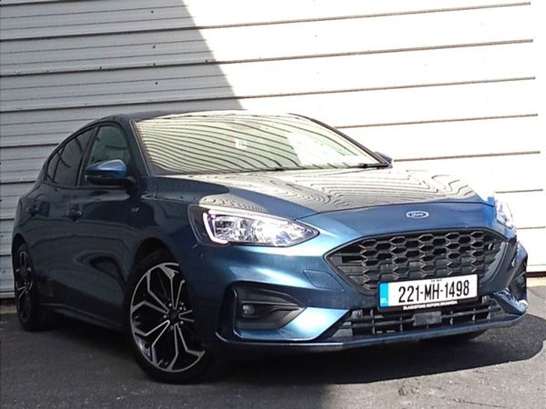 Ford Focus Hatchback, Petrol Hybrid, 2022, Blue