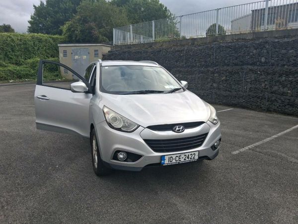 Hyundai ix35 SUV, Diesel, 2010, Silver