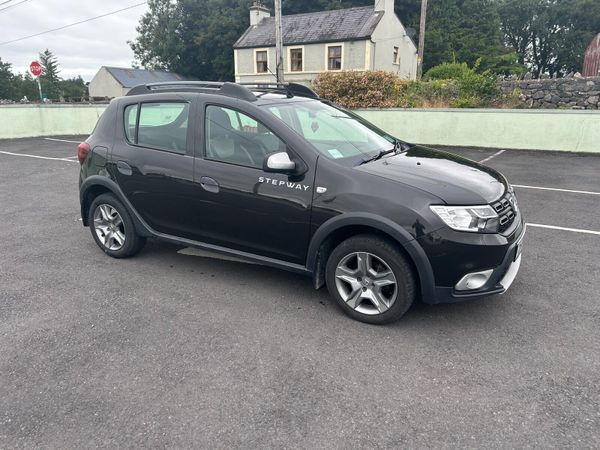 Dacia Sandero Stepway Hatchback, Diesel, 2021, Black
