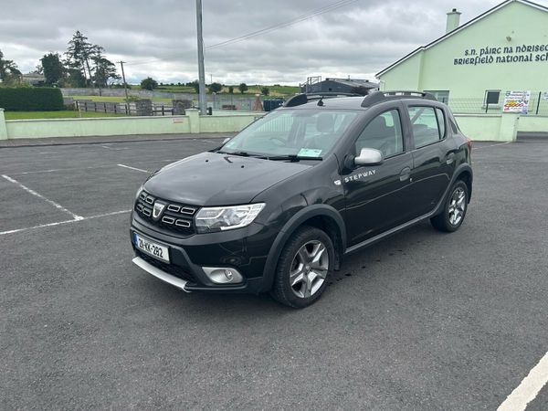 Dacia Sandero Stepway Hatchback, Diesel, 2021, Black
