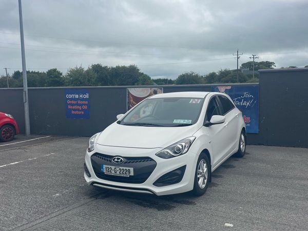 Hyundai i30 Hatchback, Diesel, 2013, White