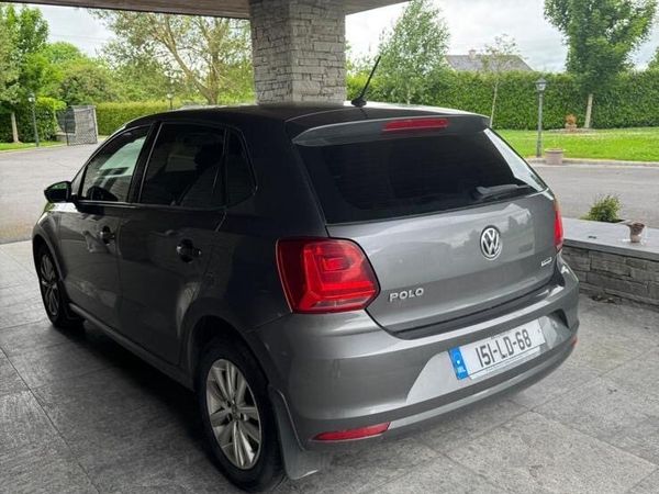 Volkswagen Polo Hatchback, Petrol, 2015, Grey