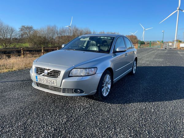 Volvo S40 Saloon, Ethanol Petrol, 2008, Silver
