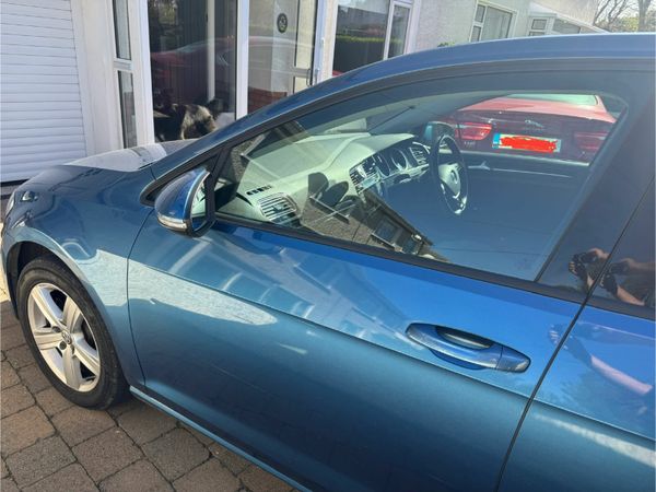 Volkswagen Golf Hatchback, Petrol, 2014, Blue