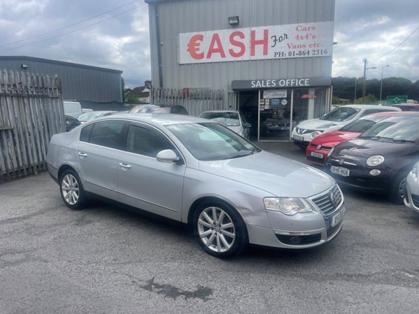 Volkswagen Passat Saloon, Diesel, 2010, Silver