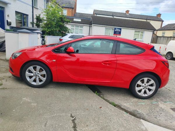 Vauxhall Astra Coupe, Petrol, 2013, Red