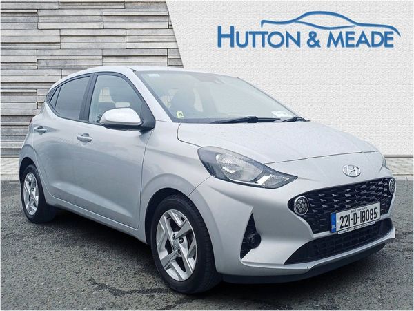 Hyundai i10 Hatchback, Petrol, 2022, Silver