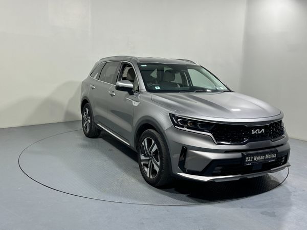 Kia Sorento SUV, Petrol Plug-in Hybrid, 2023, Grey