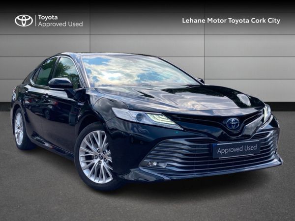 Toyota Camry Saloon, Petrol Hybrid, 2020, Black