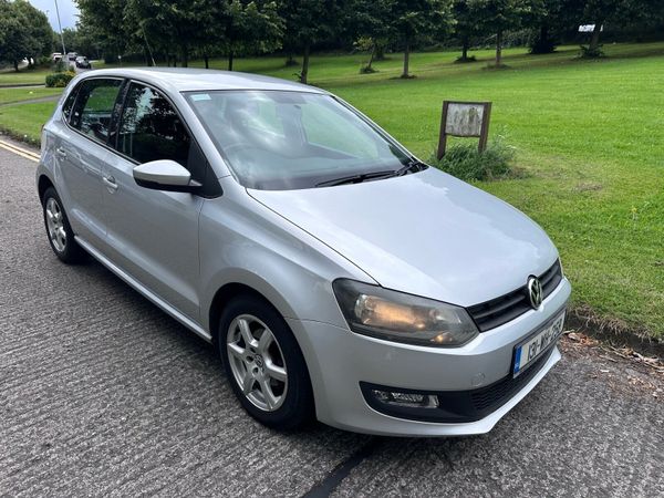 Volkswagen Polo Hatchback, Petrol, 2013, Silver