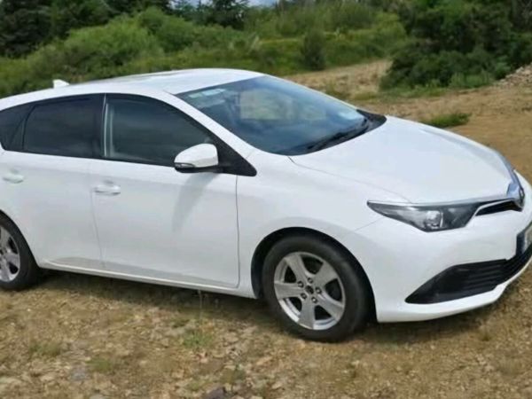 Toyota Auris Van, Diesel, 2018, White