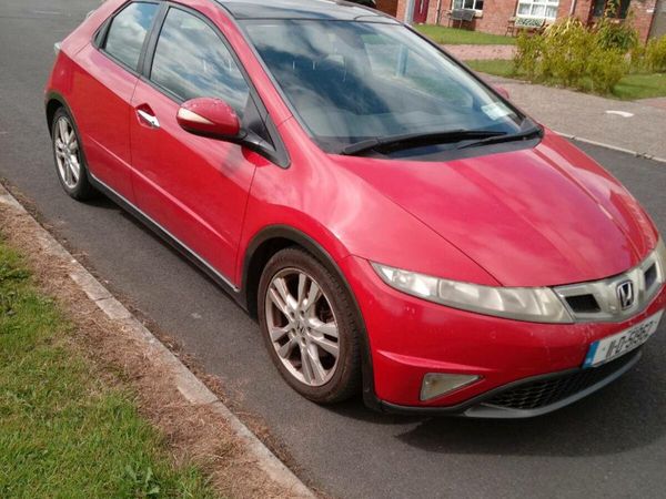 Honda Civic Hatchback, Diesel, 2011, Red