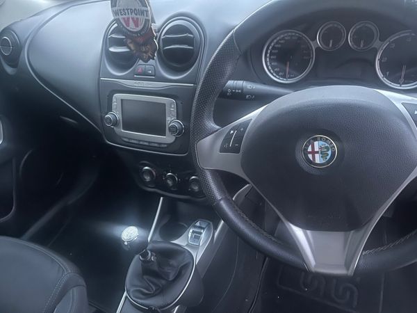 Alfa Romeo Mito MPV, Diesel, 2017, Black