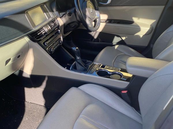 Kia Optima Saloon, Diesel, 2016, White