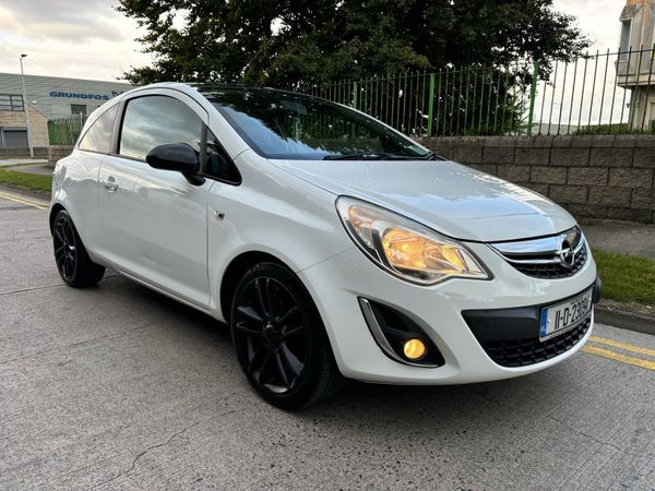 Opel Corsa Hatchback, Petrol, 2011, White