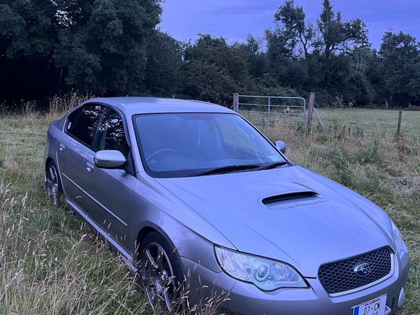 Subaru Legacy Saloon, Petrol, 2007, Silver