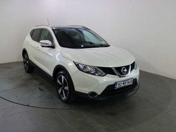Nissan Qashqai Hatchback, Diesel, 2015, White