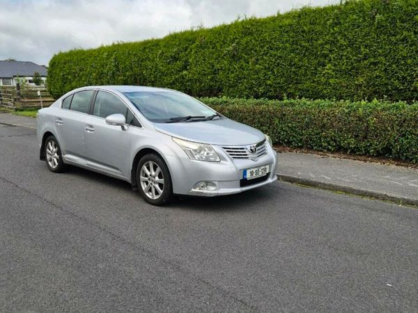 Toyota Avensis Saloon, Diesel, 2010, Silver