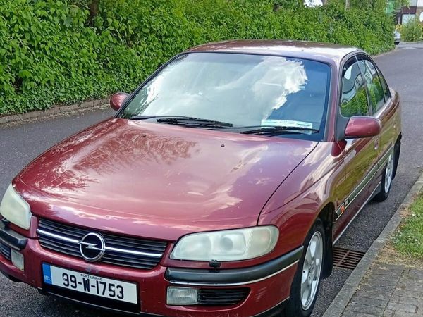 Opel Omega Saloon, Petrol, 1999, Red