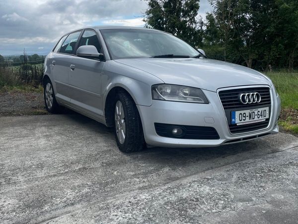 Audi A3 Hatchback, Diesel, 2009, Silver