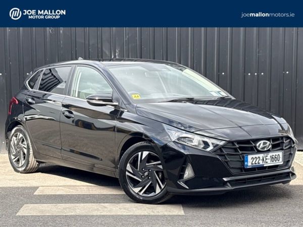 Hyundai i20 Hatchback, Petrol, 2022, Black
