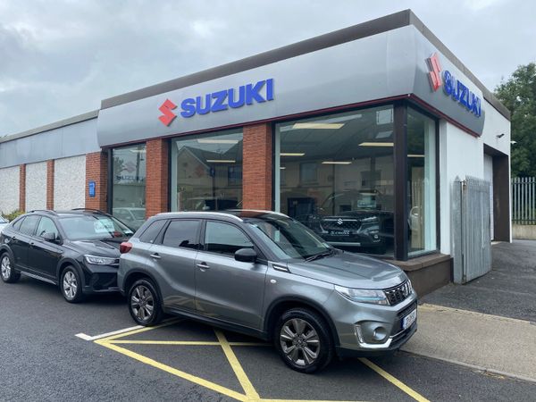 Suzuki Vitara SUV, Petrol Hybrid, 2023, Grey