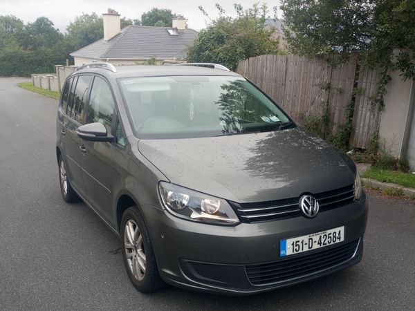 Volkswagen Touran MPV, Diesel, 2015, Grey