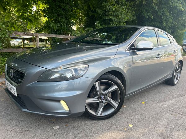 Volvo V40 Hatchback, Diesel, 2014, Grey