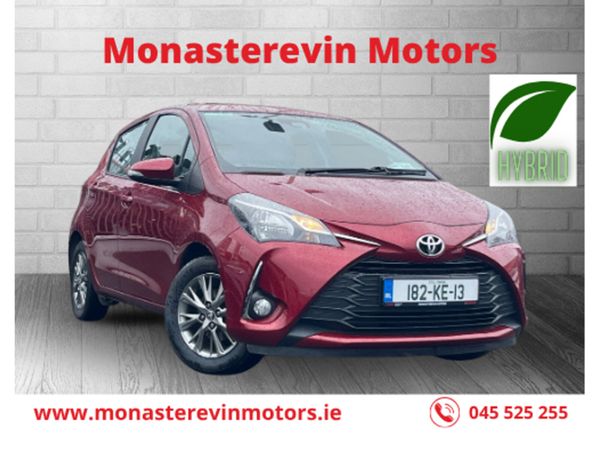 Toyota Yaris Hatchback, Petrol, 2018, Red