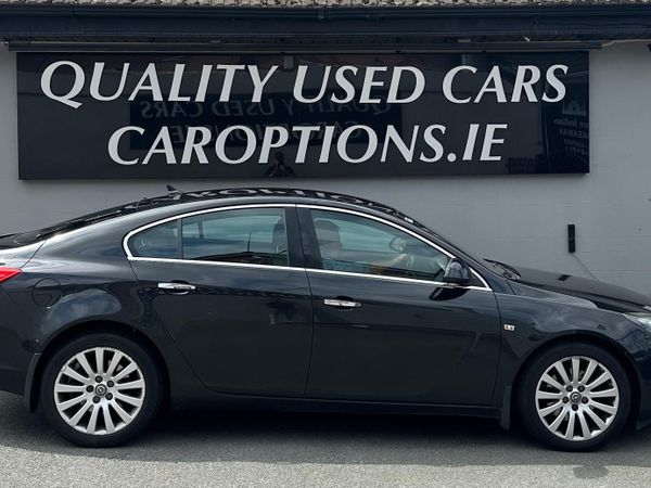 Opel Insignia Hatchback, Diesel, 2010, Black