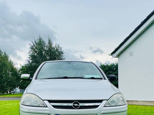 Opel Corsa Hatchback, Petrol, 2006, Silver
