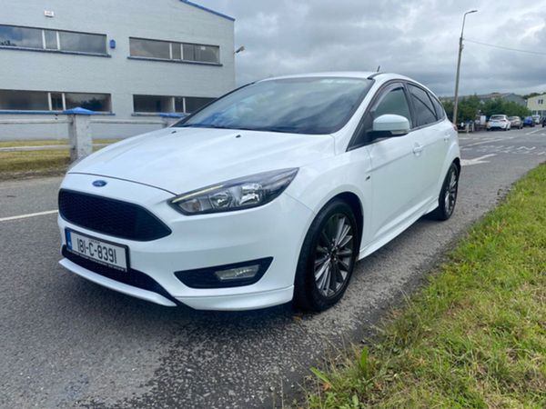 Ford Focus Hatchback, Petrol, 2018, White