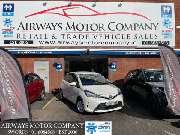 Toyota Yaris Hatchback, Petrol, 2015, White