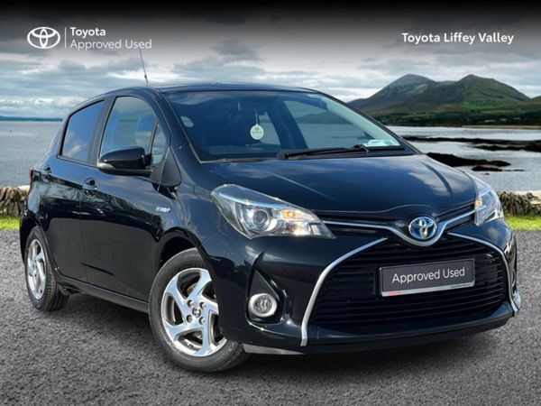 Toyota Yaris Hatchback, Petrol Hybrid, 2016, Black