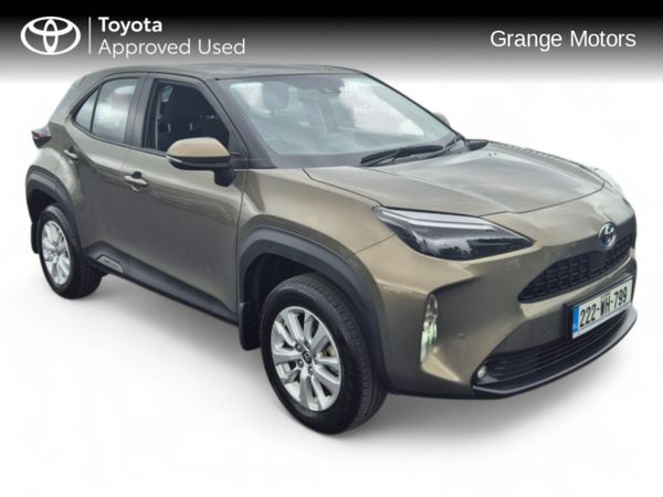 Toyota Yaris Cross Hatchback, Petrol Hybrid, 2022, Bronze