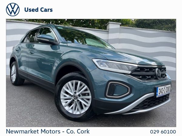 Volkswagen T-Roc SUV, Petrol, 2024, Blue