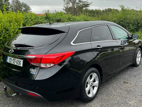 Hyundai i40 Saloon, Diesel, 2013, Black