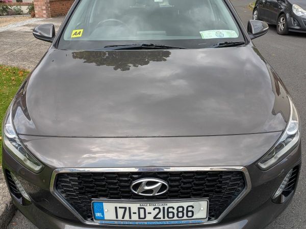 Hyundai i30 Hatchback, Petrol, 2017, Brown