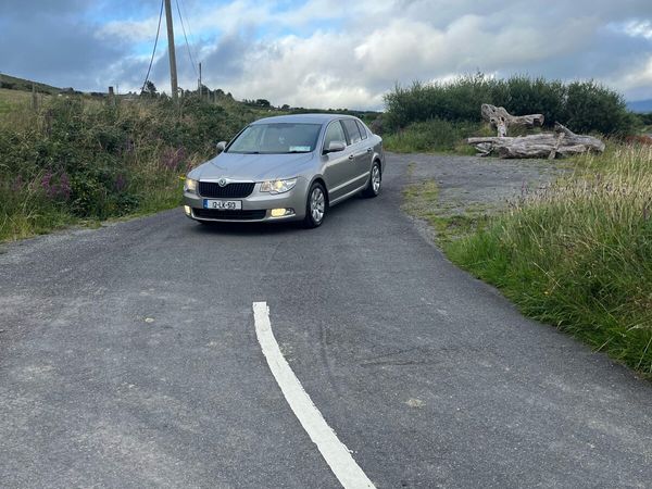 Skoda Superb Saloon, Diesel, 2012, Beige