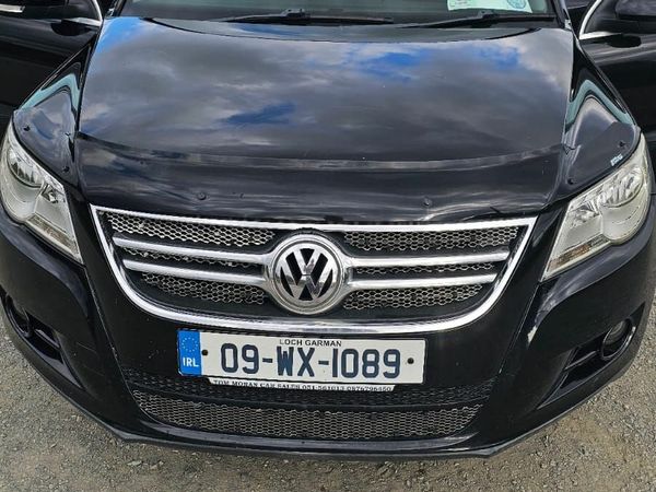 Volkswagen Tiguan SUV, Diesel, 2009, Black
