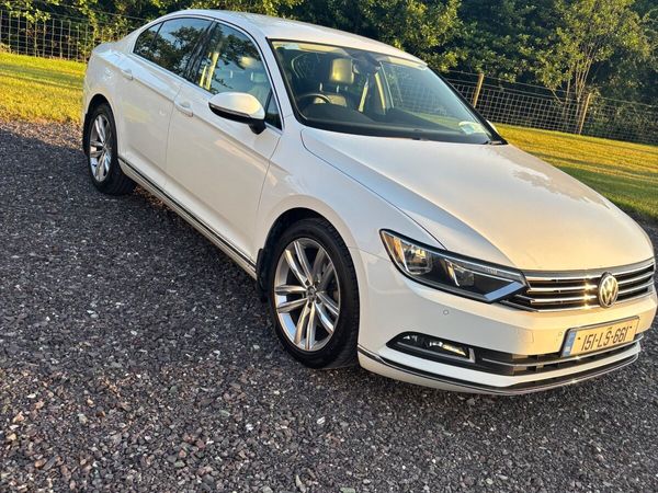 Volkswagen Passat Saloon, Diesel, 2015, White