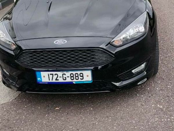 Ford Focus Hatchback, Diesel, 2017, Black