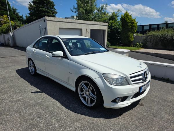 Mercedes-Benz C-Class Saloon, Diesel, 2010, White