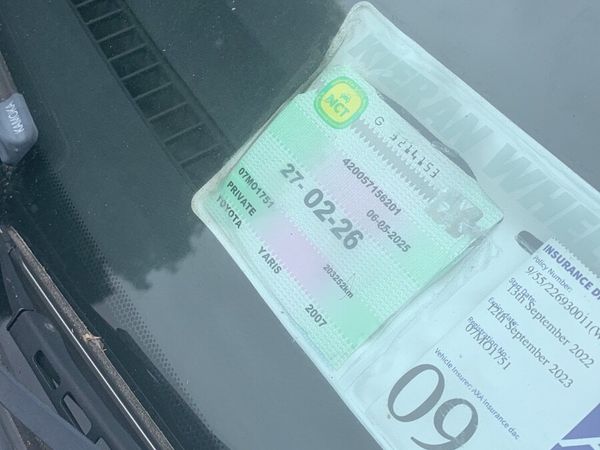 Toyota Yaris Hatchback, Petrol, 2007, Blue