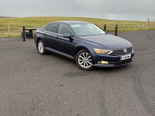Volkswagen Passat Saloon, Diesel, 2017, Blue