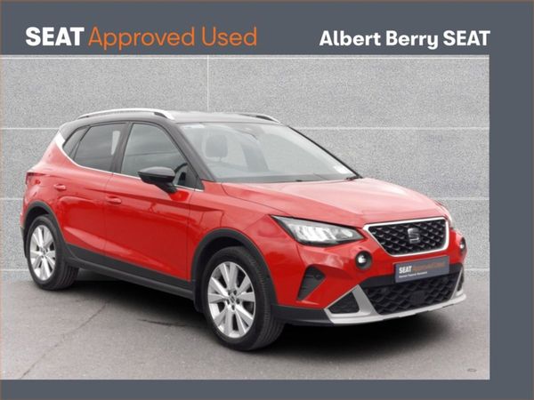 SEAT Arona Hatchback, Petrol, 2022, Red
